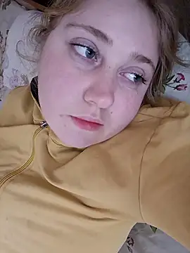 Snapshot of AnastasiaSky19 chatting on November 2025 12:38:01 PM AnastasiaSky19 online show from November 2025 12:38:01 PM