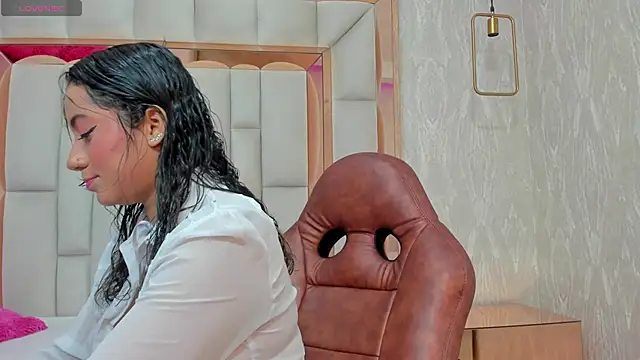 Snapshot of Gema-lexy chatting on December 2024 12:38:01 PM Gema-lexy online show from December 2024 12:38:01 PM