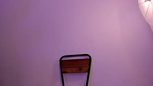 cloehonney online show from December 2025 07:52:01 PM