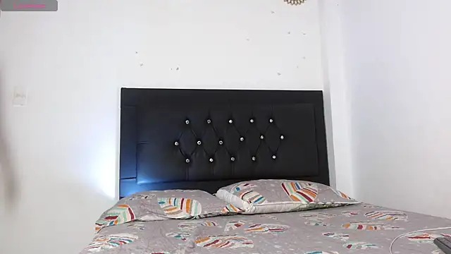 Adele Rush online show from September 2025 03:19:02 AM