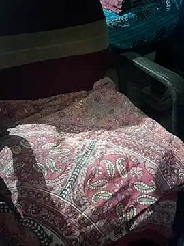 Snapshot of Ralisha_Rani chatting on October 2025 07:53:02 PM Ralisha Rani online show from October 2025 07:53:02 PM