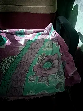 Snapshot of Ralisha_Rani chatting on November 2025 08:44:01 PM Ralisha Rani online show from November 2025 08:44:01 PM