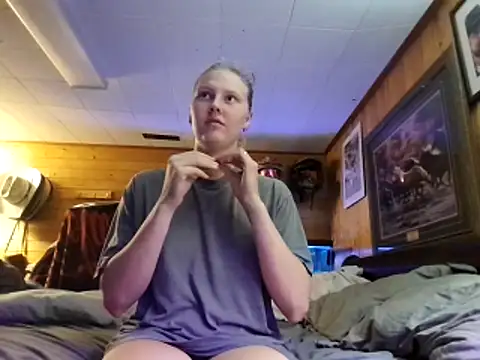 Ryan and Aurora online show from May 2026 10:41:02 PM