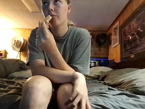 Ryan and Aurora online show from June 2026 10:10:02 PM