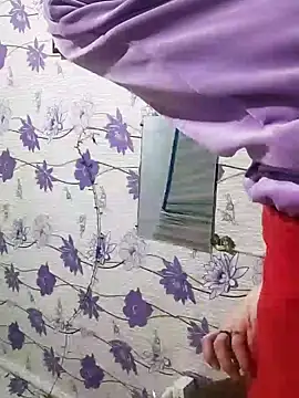 SweetLeila40 online show from January 2025 07:02:02 PM