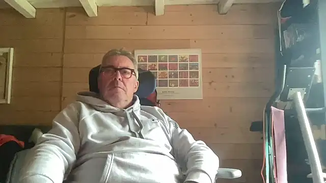 Snapshot of lelohop chatting on April 2026 11:27:01 AM lelohop online show from April 2026 11:27:01 AM