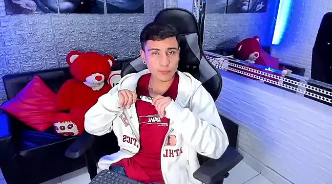 salvadorgomezx online show from January 2025 01:47:01 AM