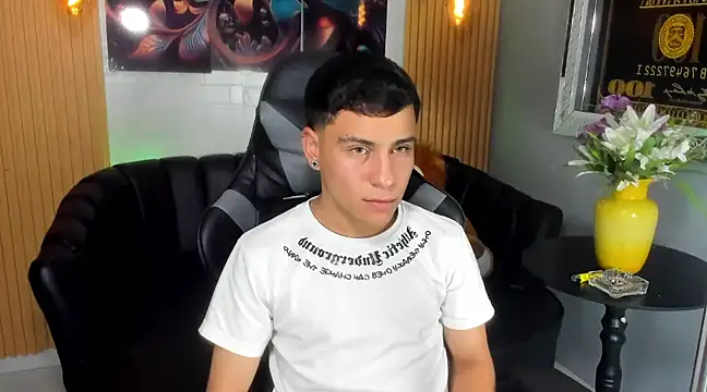 salvadorgomezx online show from January 2025 12:14:02 AM