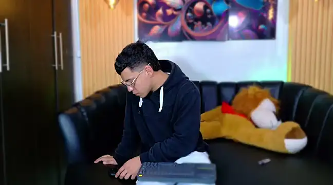 salvadorgomezx online show from February 2025 08:39:02 AM