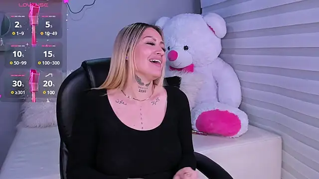 Alexasmith06 online show from March 2025 01:37:01 AM