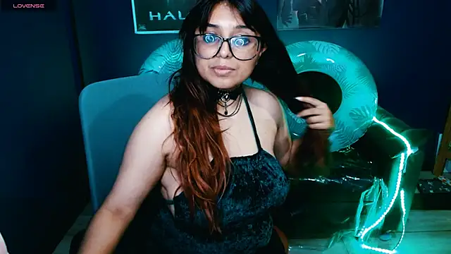 X CHERRY XX online show from February 2025 10:17:02 PM