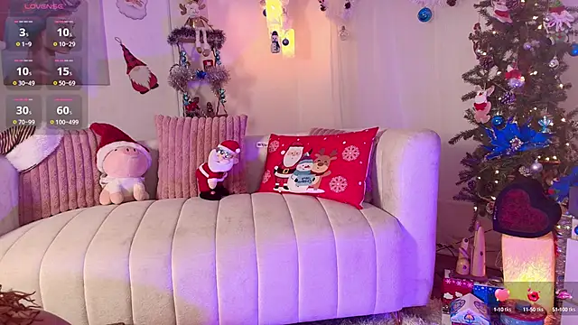 HANNAH LOVEE online show from December 2024 03:49:01 AM