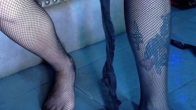 LusstCruella online show from December 2025 02:34:02 PM