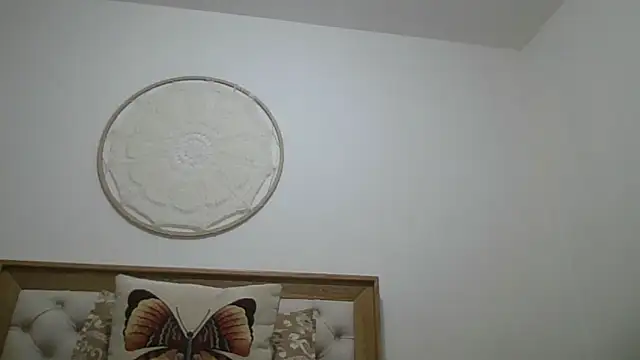 Martina Miiller online show from March 2025 05:01:01 AM