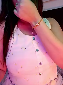 im here- online show from January 2026 05:51:02 PM