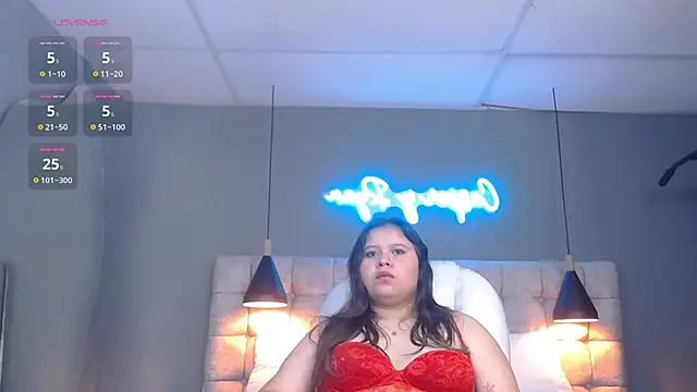 Laia and Aloby online show from February 2025 10:52:02 PM