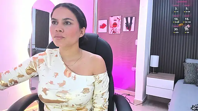 Snapshot of natasha__jackson chatting on November 2025 12:26:01 PM natasha jackson online show from November 2025 12:26:01 PM