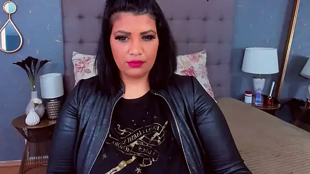 Snapshot of AmyCubes chatting on February 2025 11:36:01 AM AmyCubes online show from February 2025 11:36:01 AM