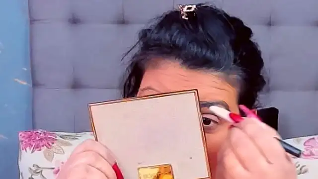 Snapshot of AmyCubes chatting on February 2025 07:30:01 PM AmyCubes online show from February 2025 07:30:01 PM