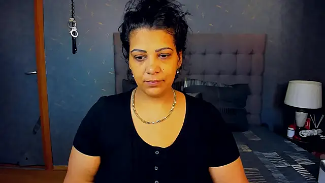 Snapshot of AmyCubes chatting on November 2025 06:16:02 AM AmyCubes online show from November 2025 06:16:02 AM