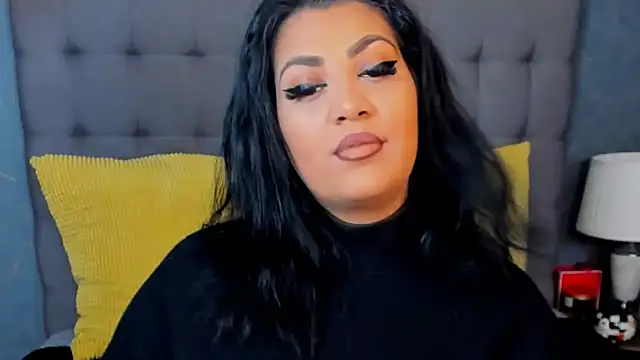 Snapshot of AmyCubes chatting on February 2026 10:07:02 AM AmyCubes online show from February 2026 10:07:02 AM