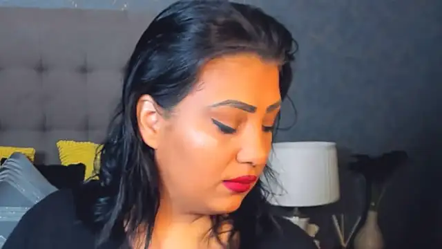 Snapshot of AmyCubes chatting on February 2026 04:44:01 AM AmyCubes online show from February 2026 04:44:01 AM