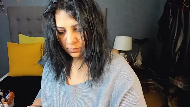 Snapshot of AmyCubes chatting on March 2026 04:25:02 AM AmyCubes online show from March 2026 04:25:02 AM