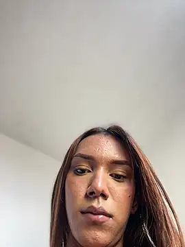 Snapshot of Nikol_Rang__ chatting on June 2026 05:07:01 PM Nikol Rang online show from June 2026 05:07:01 PM