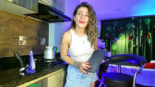 Snapshot of oriana_thomson2 chatting on January 2025 02:20:01 AM oriana thomson2 online show from January 2025 02:20:01 AM