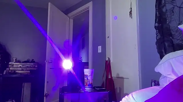 Snapshot of SkarlettRose96 chatting on October 2025 12:29:01 PM SkarlettRose96 online show from October 2025 12:29:01 PM