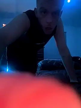 aus guy93 online show from November 2025 12:37:01 PM