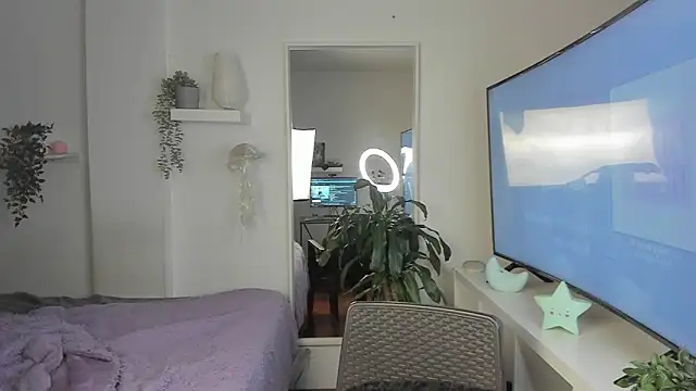 santy-kitty online show from December 2025 02:31:01 AM