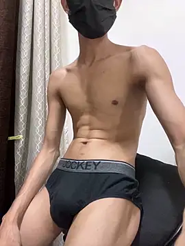 Snapshot of kingcock010 chatting on February 2025 06:10:01 PM kingcock010 online show from February 2025 06:10:01 PM