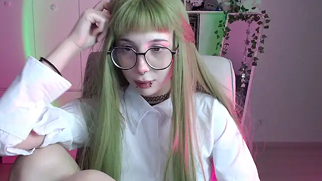 Snapshot of MoriHorri chatting on March 2025 02:52:01 AM MoriHorri online show from March 2025 02:52:01 AM