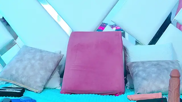 AlliciaKim online show from January 2025 10:17:01 PM