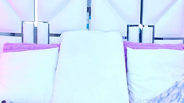 AlliciaKim online show from February 2026 12:04:02 PM