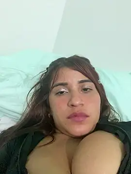 Snapshot of perlita05 chatting on March 2025 01:37:02 AM perlita05 online show from March 2025 01:37:02 AM