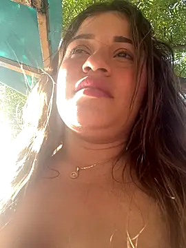 Snapshot of perlita05 chatting on September 2025 08:47:02 PM perlita05 online show from September 2025 08:47:02 PM