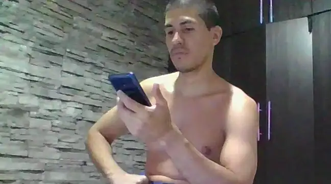 Snapshot of Sexylatin64 chatting on March 2025 02:21:02 AM Sexylatin64 online show from March 2025 02:21:02 AM