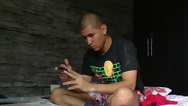 Snapshot of Sexylatin64 chatting on February 2026 03:08:01 PM Sexylatin64 online show from February 2026 03:08:01 PM