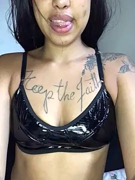 Lauana28 online show from February 2025 04:58:01 PM