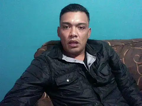 Snapshot of TUMORENO1 chatting on February 2025 11:47:02 PM TUMORENO1 online show from February 2025 11:47:02 PM