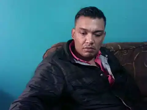 TUMORENO1 online show from February 2025 07:42:02 PM