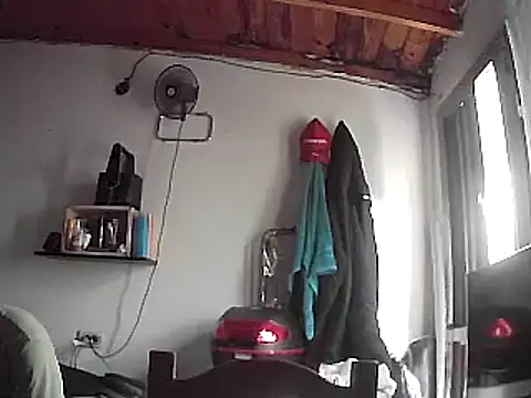 Snapshot of Lolosalvage83 chatting on January 2025 06:16:02 PM Lolosalvage83 online show from January 2025 06:16:02 PM