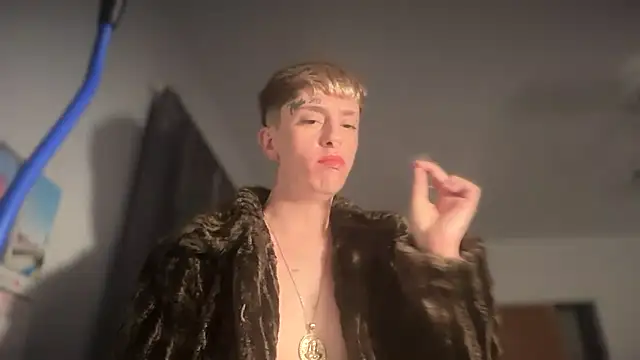 Snapshot of twentywithafelonyy chatting on January 2025 07:34:02 AM twentywithafelonyy online show from January 2025 07:34:02 AM