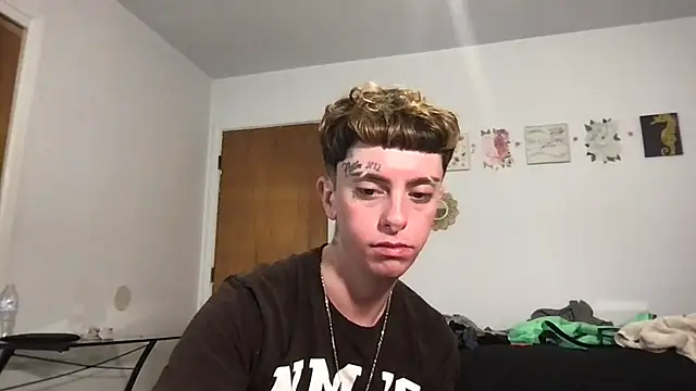 Snapshot of twentywithafelonyy chatting on September 2025 10:26:02 AM twentywithafelonyy online show from September 2025 10:26:02 AM