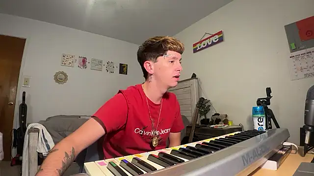 Snapshot of twentywithafelonyy chatting on September 2025 06:29:01 AM twentywithafelonyy online show from September 2025 06:29:01 AM