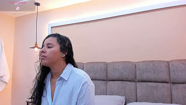 Dilan y Mia online show from December 2024 01:43:02 PM