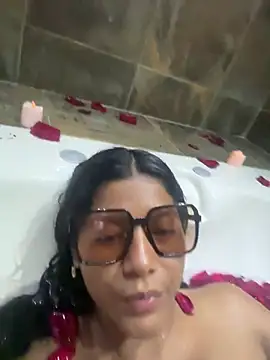 NiaBlanco online show from February 2026 10:59:01 PM