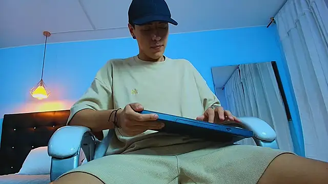 Lobo 17  online show from February 2025 03:48:01 AM